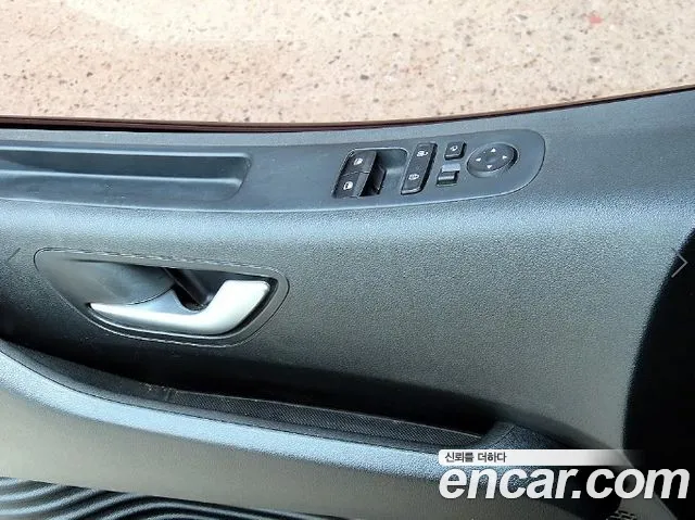 Hyundai Staria — фото 12
