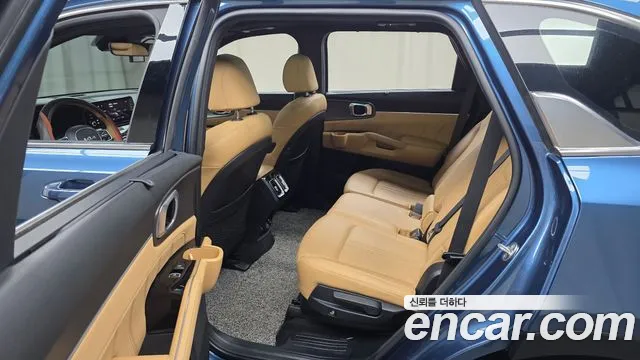 Kia Sorento — фото 26