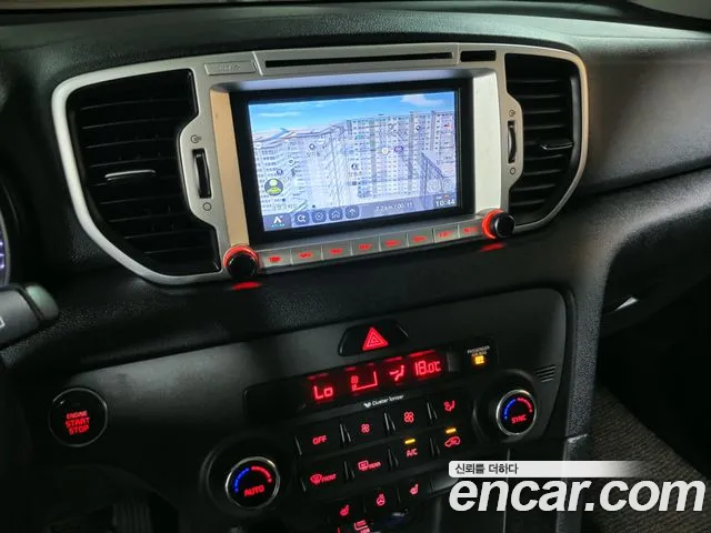 Kia Sportage — фото 14