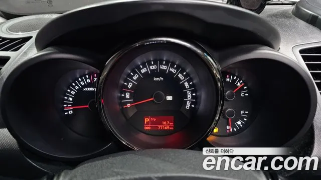 Kia Soul — фото 8