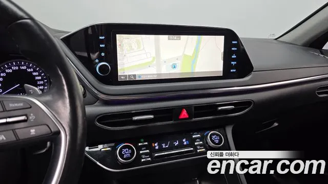 Hyundai Sonata — фото 12