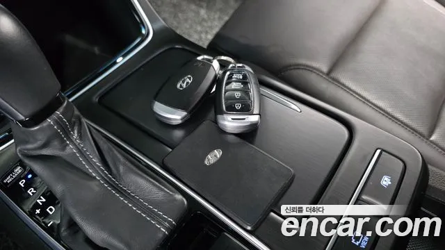 Hyundai Grandeur — фото 17