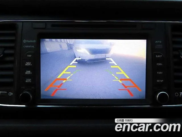 Kia Carnival — фото 15