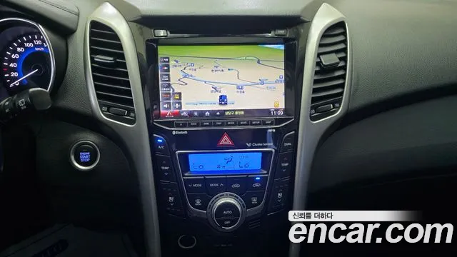 Hyundai i30 — фото 13