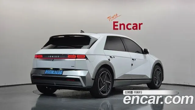 Hyundai Ioniq 5 — фото 1