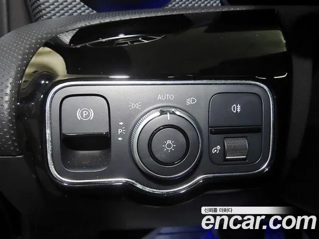 Mercedes-Benz A-Class — фото 15