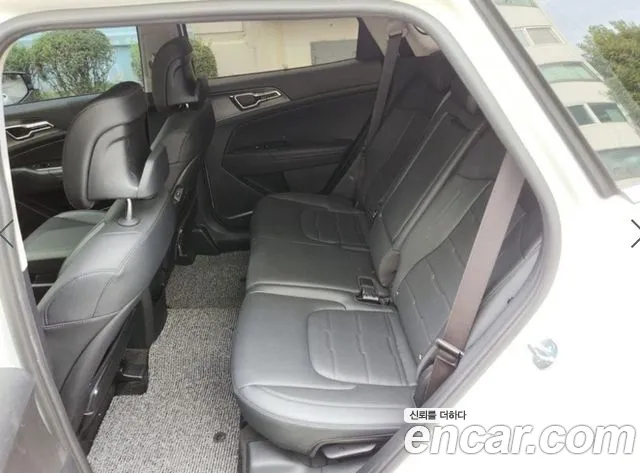 Kia Sportage — фото 14