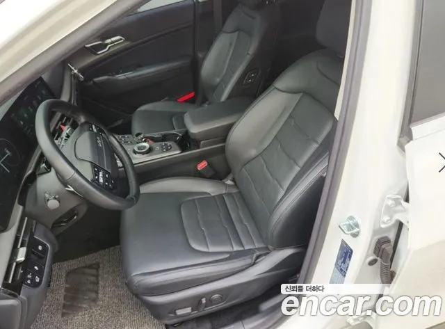 Kia Sportage — фото 15