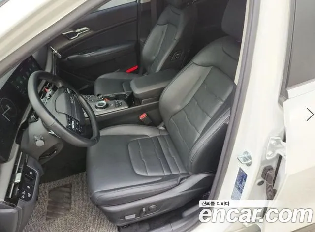 Kia Sportage — фото 15