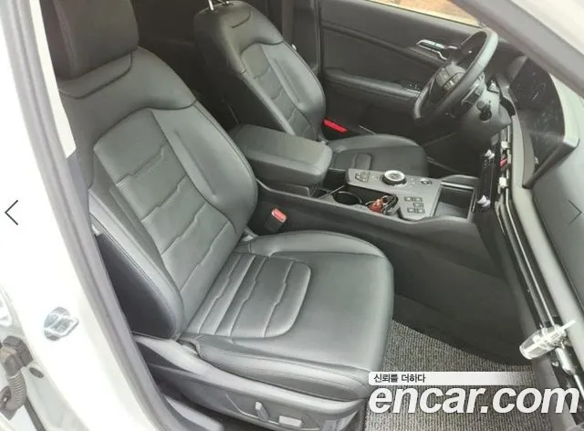 Kia Sportage — фото 16