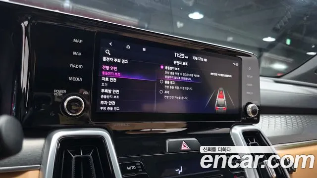 Kia Sorento — фото 14