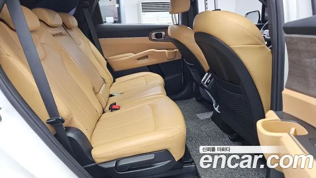 Kia Sorento — фото 11