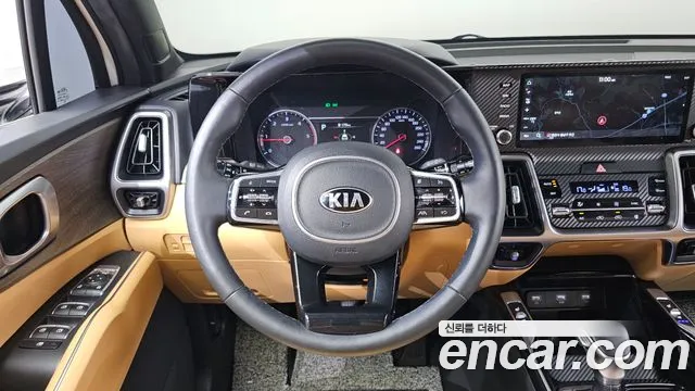 Kia Sorento — фото 15