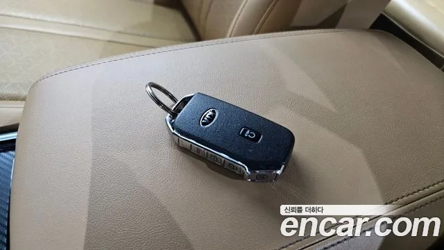Kia Sorento — фото 36