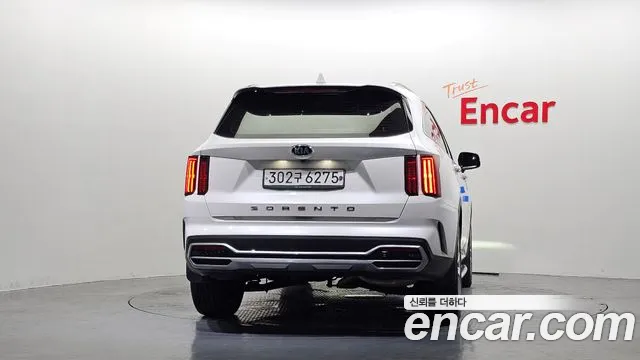 Kia Sorento — фото 4
