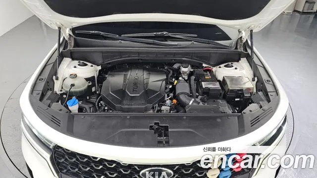 Kia Sorento — фото 6
