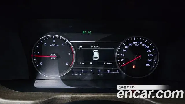 Kia Sorento — фото 8