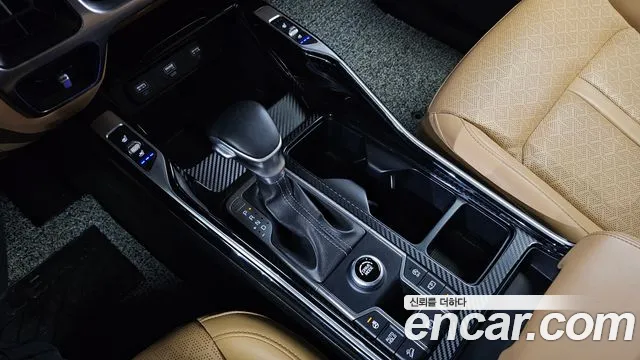 Kia Sorento — фото 9