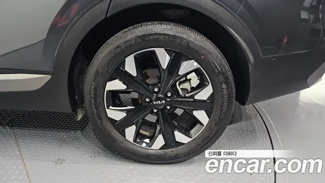 Kia Sportage — фото 21