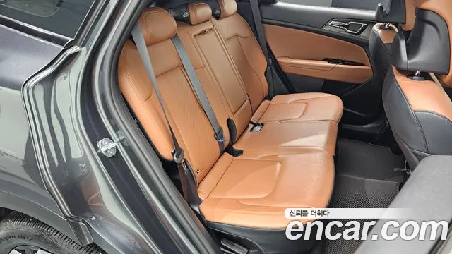 Kia Sportage — фото 10