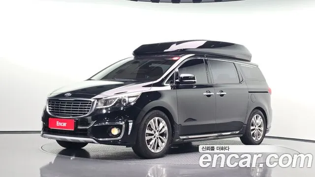 Kia Carnival — фото 1