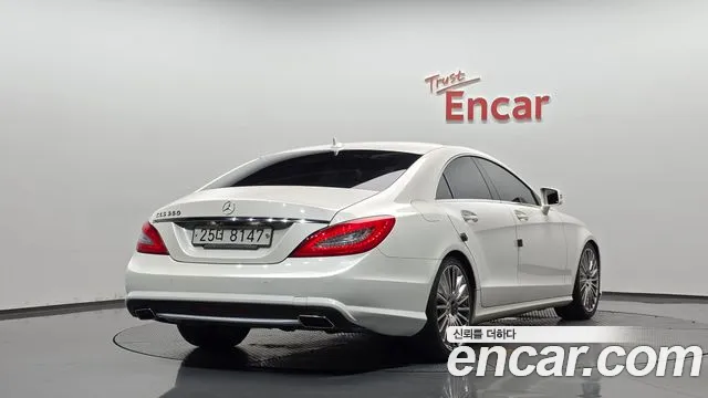 Mercedes-Benz CLS-Class — фото 1