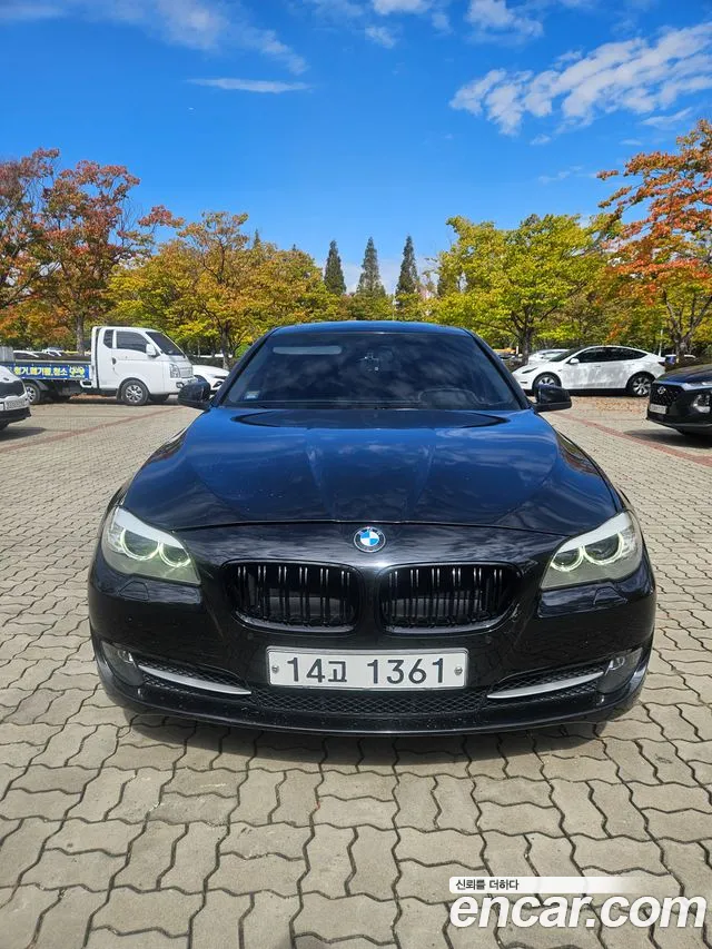BMW 5-Series — фото 1
