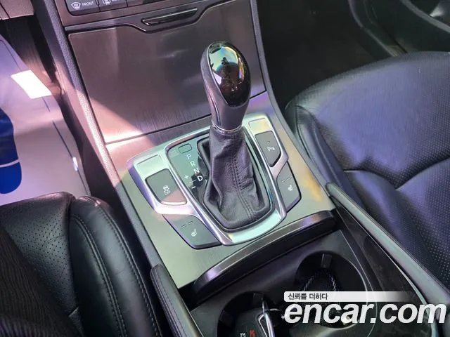 Hyundai Grandeur — фото 12