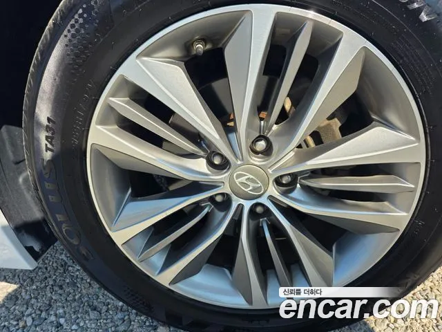 Hyundai Grandeur — фото 16