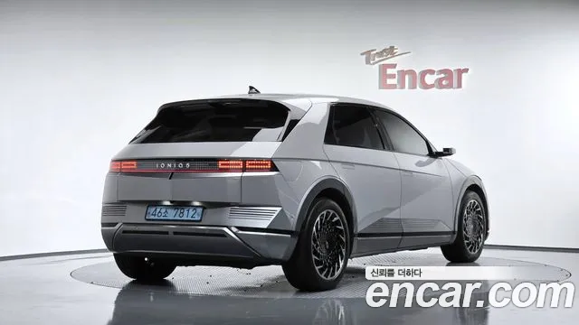 Hyundai Ioniq 5 — фото 2
