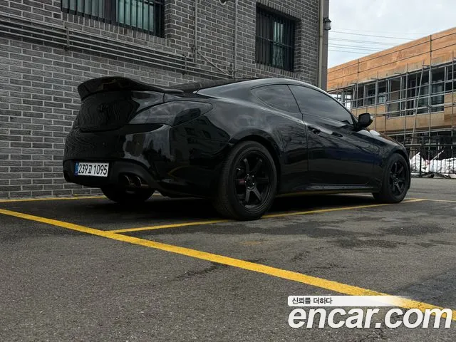 Hyundai Genesis — фото 5