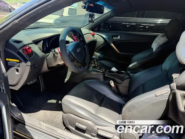 Hyundai Genesis — фото 8