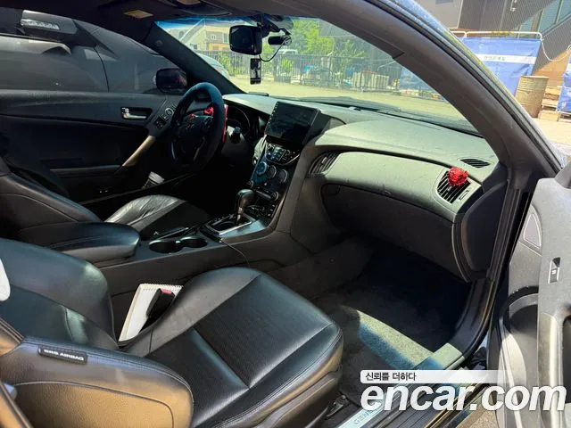 Hyundai Genesis — фото 9