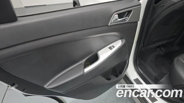 Hyundai Tucson — фото 25