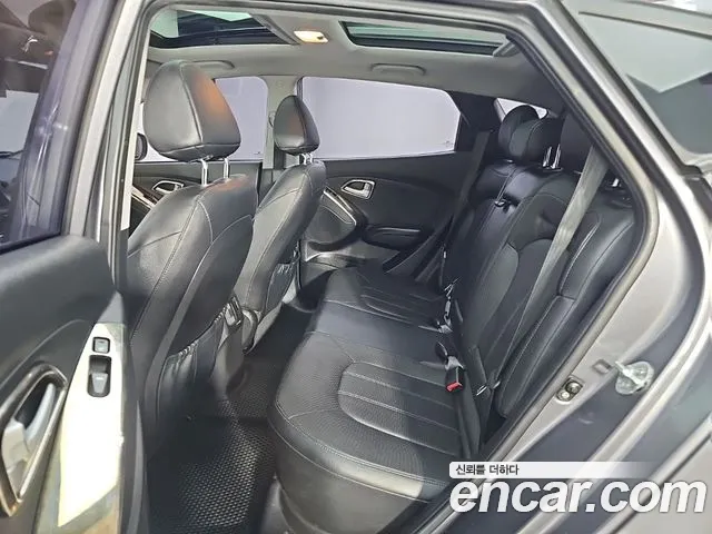 Hyundai Tucson — фото 12