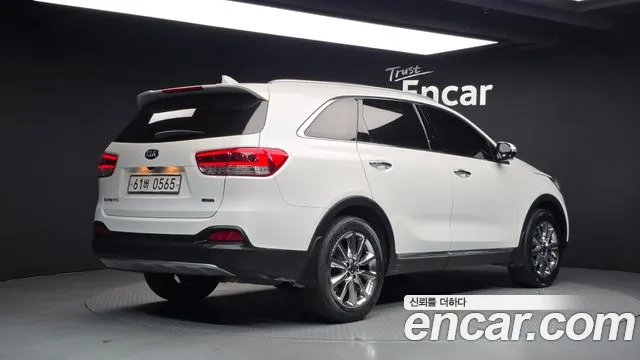 Kia Sorento — фото 2