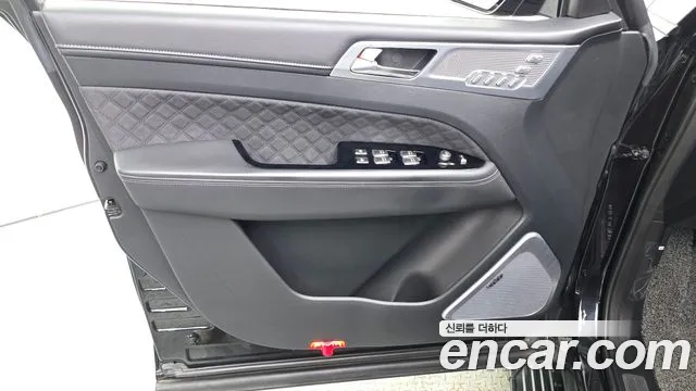 KG_Mobility_Ssangyong Rexton — фото 24