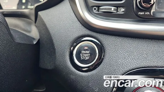 Kia Sorento — фото 27