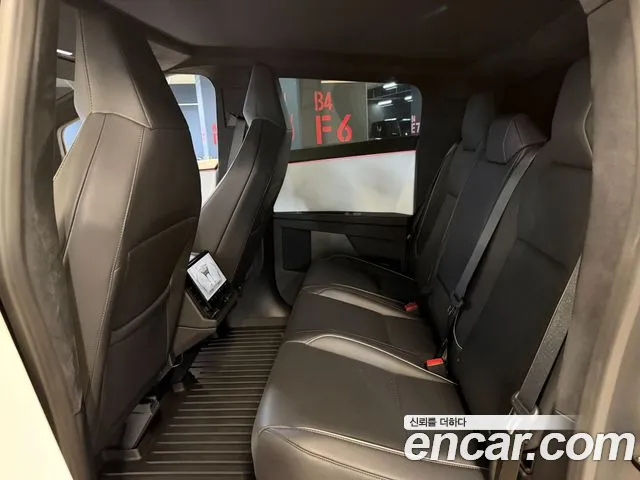 Tesla Cybertruck — фото 13