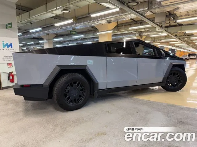 Tesla Cybertruck — фото 4