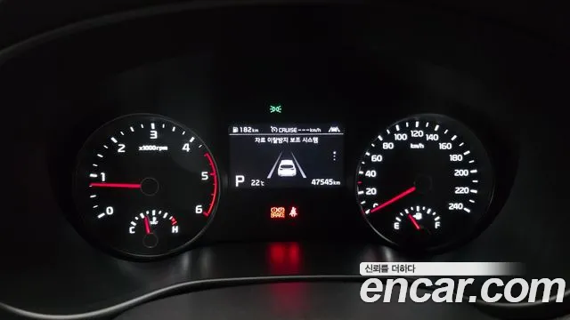 Kia Sportage — фото 8