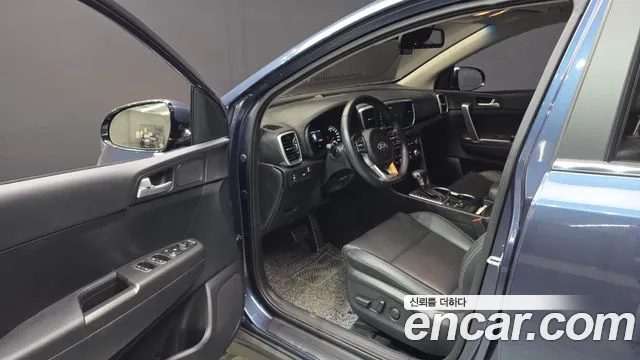 Kia Sportage — фото 10