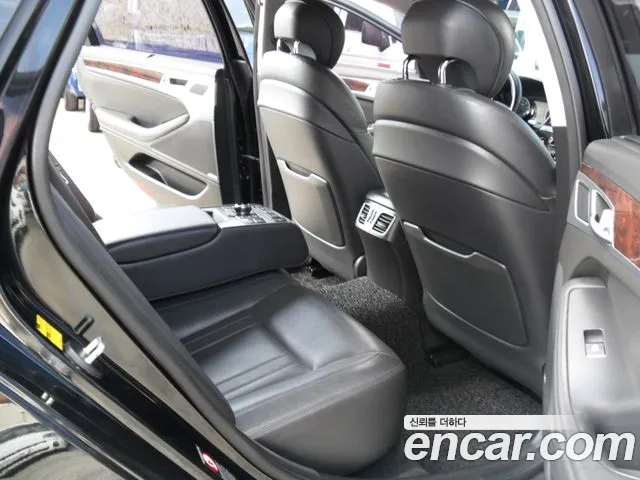 Hyundai Genesis — фото 11