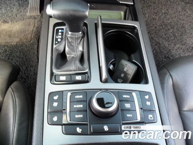 Hyundai Genesis — фото 17