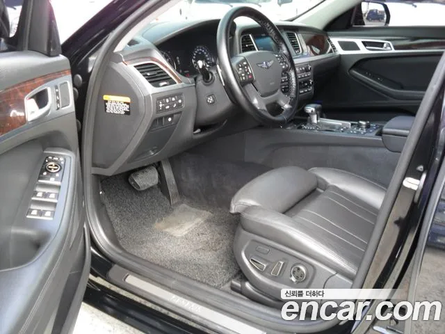 Hyundai Genesis — фото 8