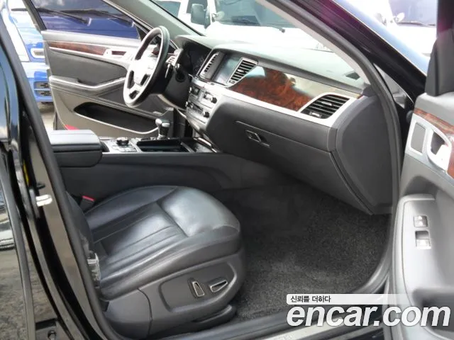 Hyundai Genesis — фото 10