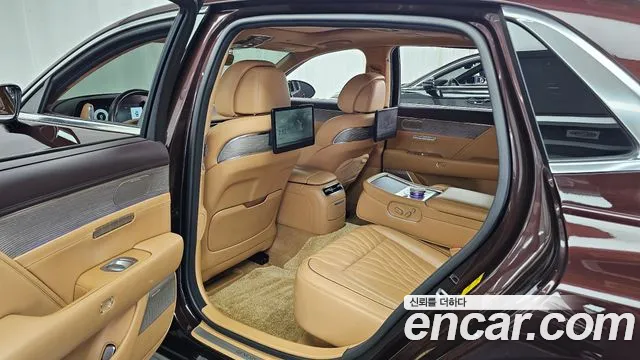 Genesis G90 — фото 12