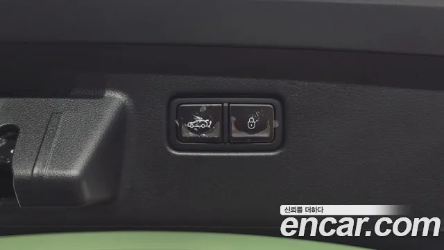 Genesis GV60 — фото 17