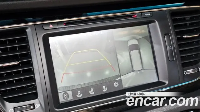 Kia Carnival — фото 16