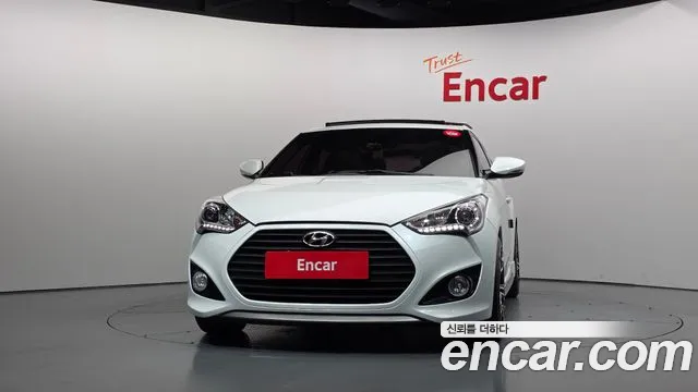 Hyundai Veloster — фото 3